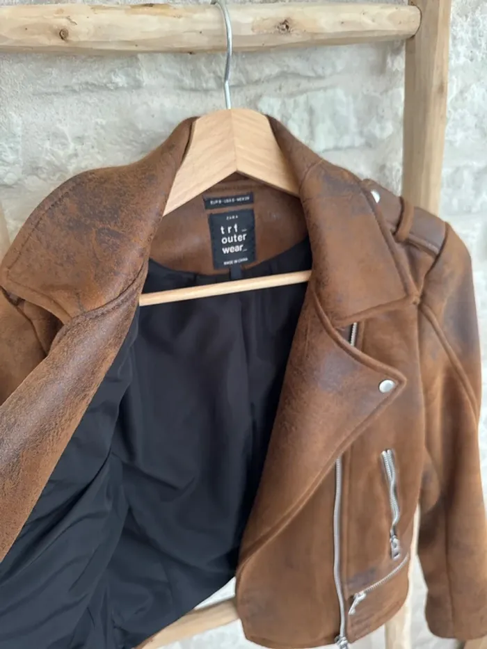 Blouson biker marron Zara Taille S - 30 € - photo numéro 4