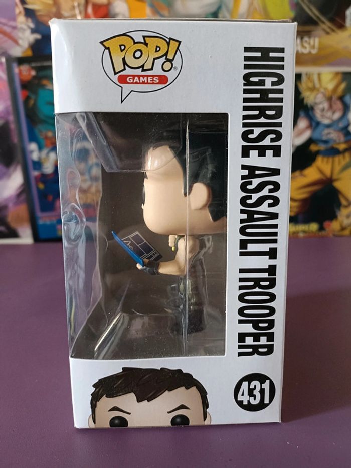 Figurine Funko Pop Fortnite Highrise assault Trooper 431 - photo numéro 4