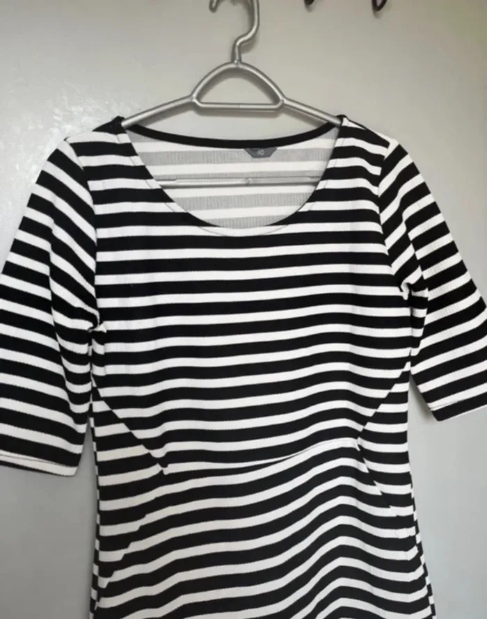 Robe à rayures - photo numéro 2