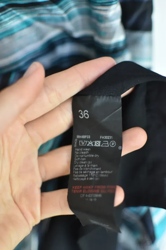 Robe One Step en taille 36 - Très bon état - photo numéro 3