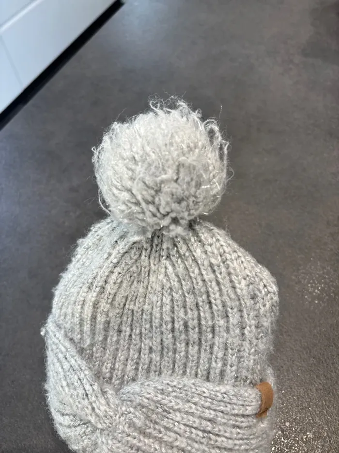 Bonnet - photo numéro 3