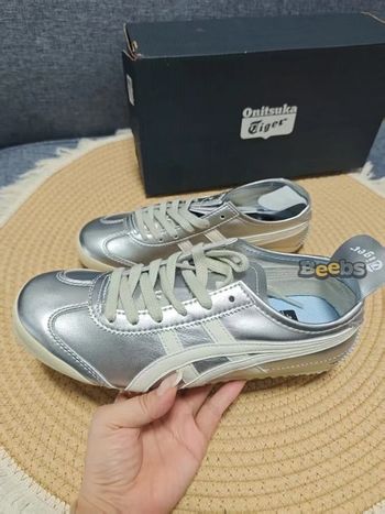 Asics Onitsuka Tiger MEXICO 66 Taille  40.5