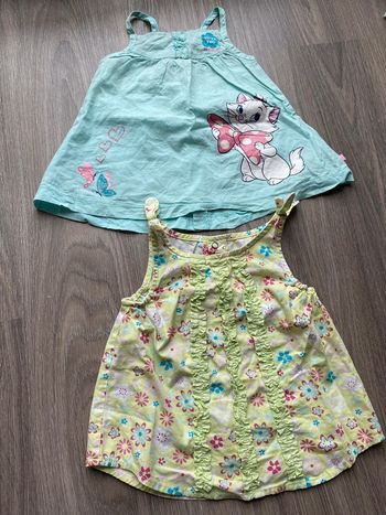 Lot 2 robes