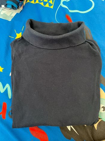 T shirt à col roulé