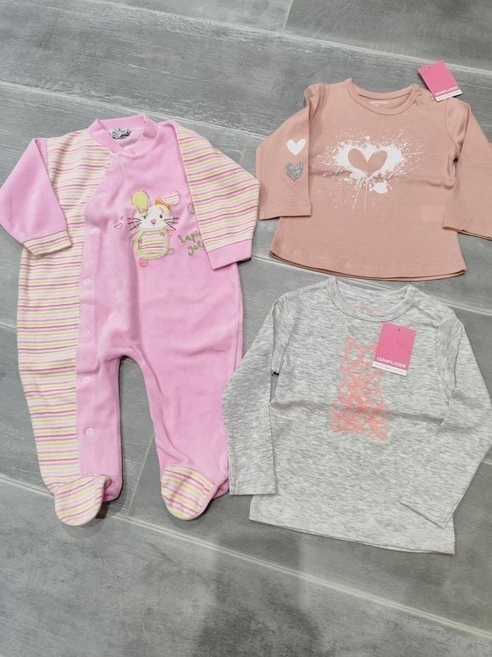 Lot vêtements 9/12 mois - photo numéro 2