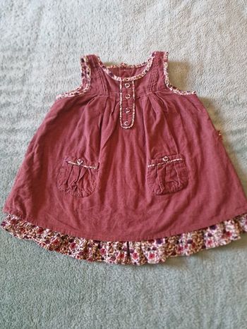 Très jolie robe 12 mois