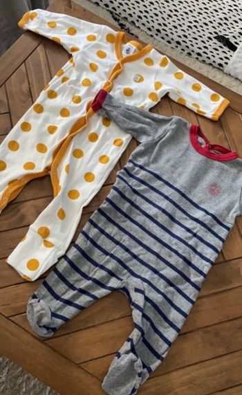 Lot de 2 Pyjamas Petit Bateau 1 mois