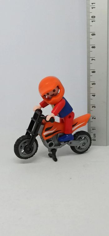 Garçon enfant pilote de motocross orange playmobil