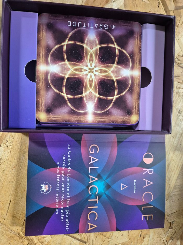 Carte oracle galactica comme neuf - photo numéro 3