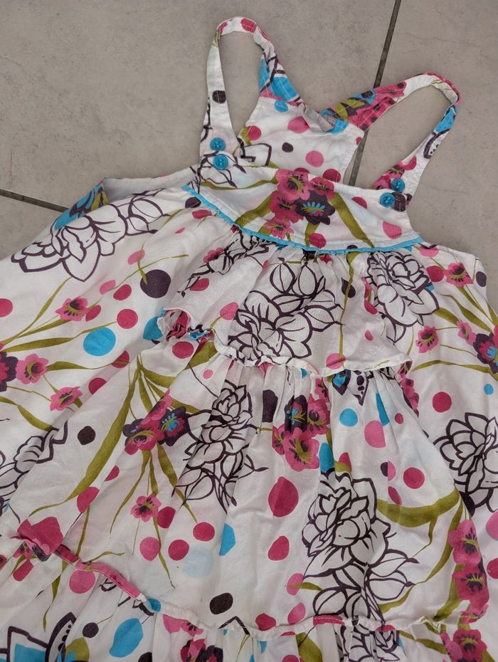 Robe fleurie à volants 8 ans - photo numéro 2