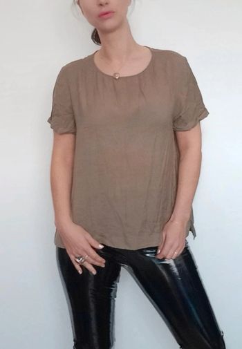 Blouse manches courtes kaki basique taille 40