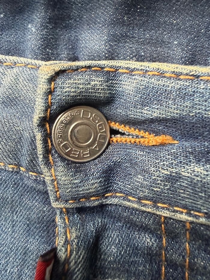 Jeans Dsquared2  Taille 38 - photo numéro 2