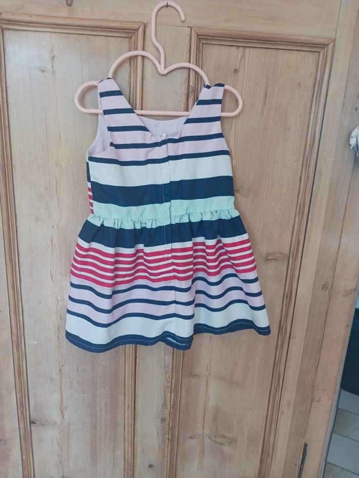 Robe taille 2 ans H&M neuve - photo numéro 3