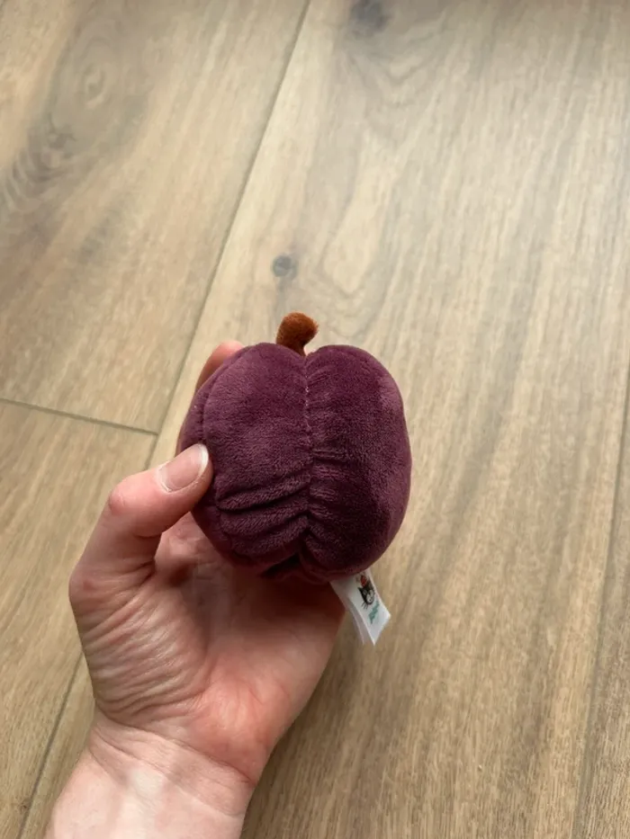 Prune jellycat - photo numéro 2