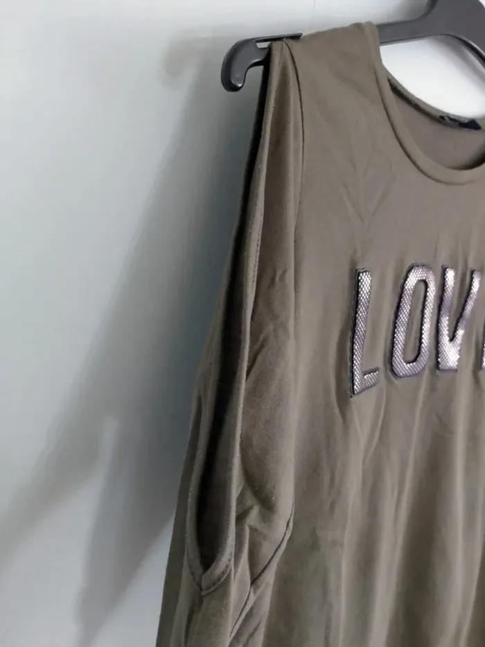 T-shirt manches longues avec ouverture sur épaules - photo numéro 2
