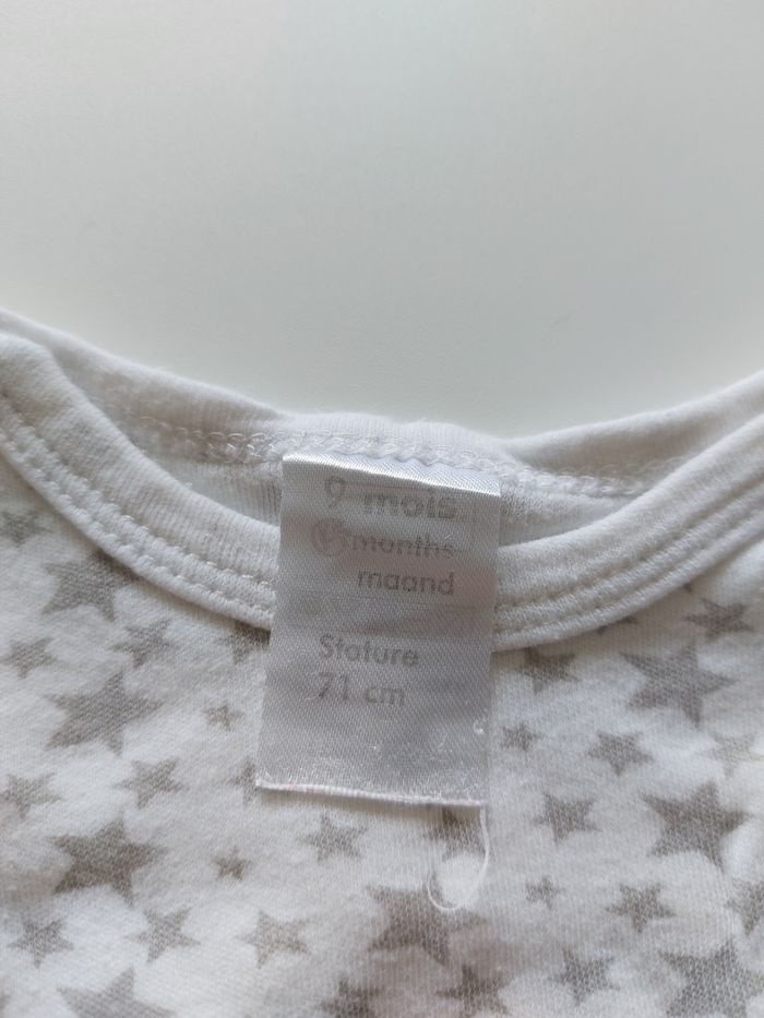 Lot 4 bodies 9 mois - photo numéro 5