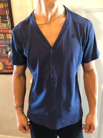 T-shirt G-Star Raw col V taille M