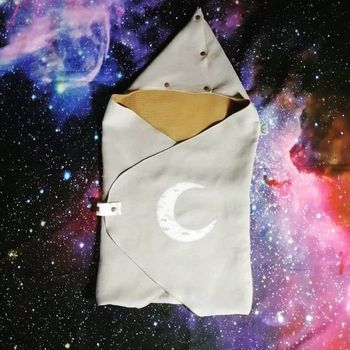 Nid d'ange Plume Camel lunaire 0-6 mois