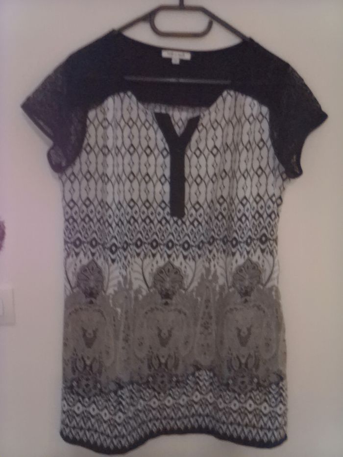 Jolie tunique taille 42