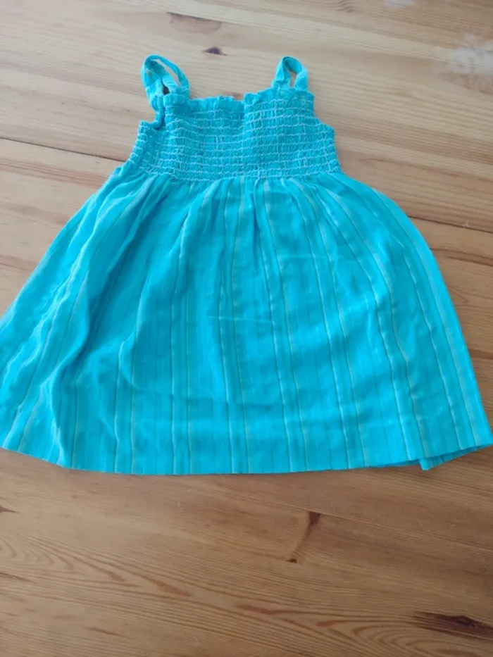 Robe bretelles