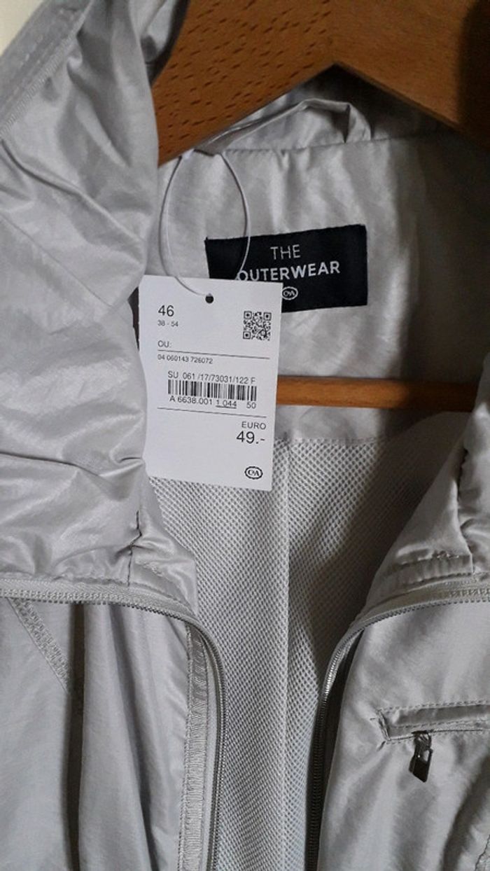 Veste satinée blanc cassé neuve - photo numéro 3