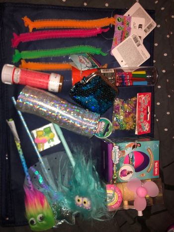 Lot petits jouets fille 14 pièces 