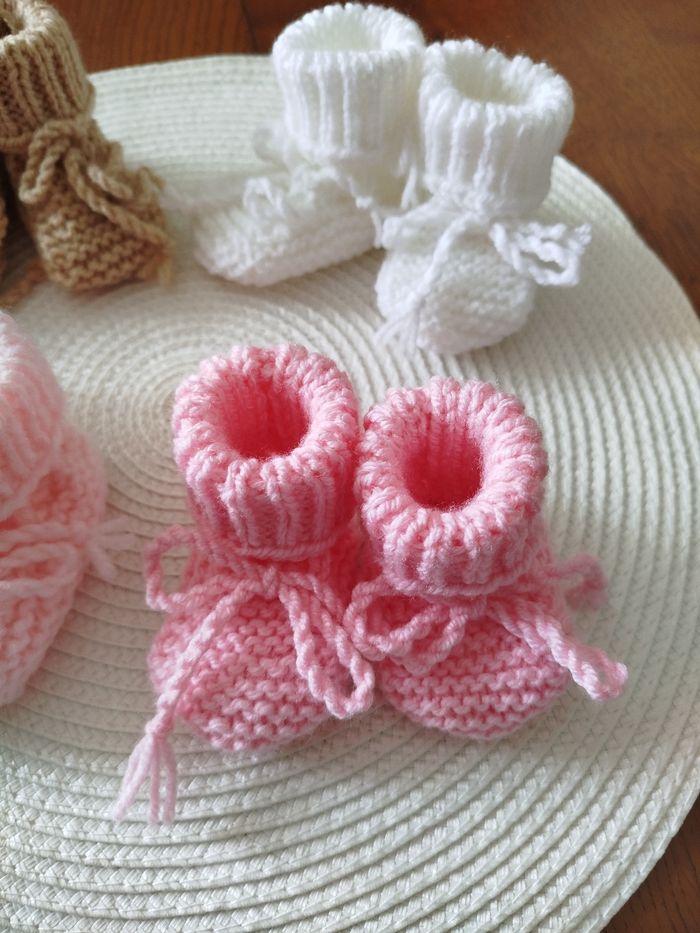 Chaussons. naissance maternité - photo numéro 2