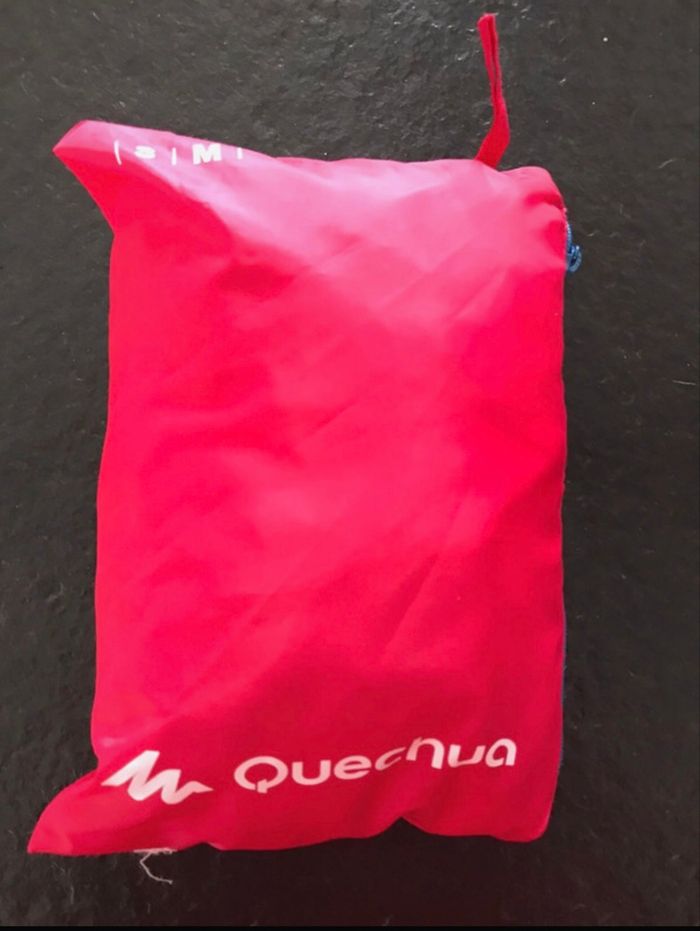 Kway Quechua rose pour femme