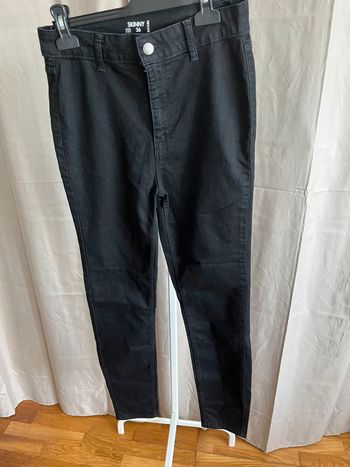 Jean noir skinny Kiabi 36