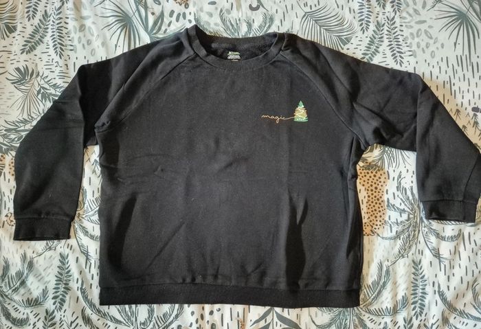 Pull noir