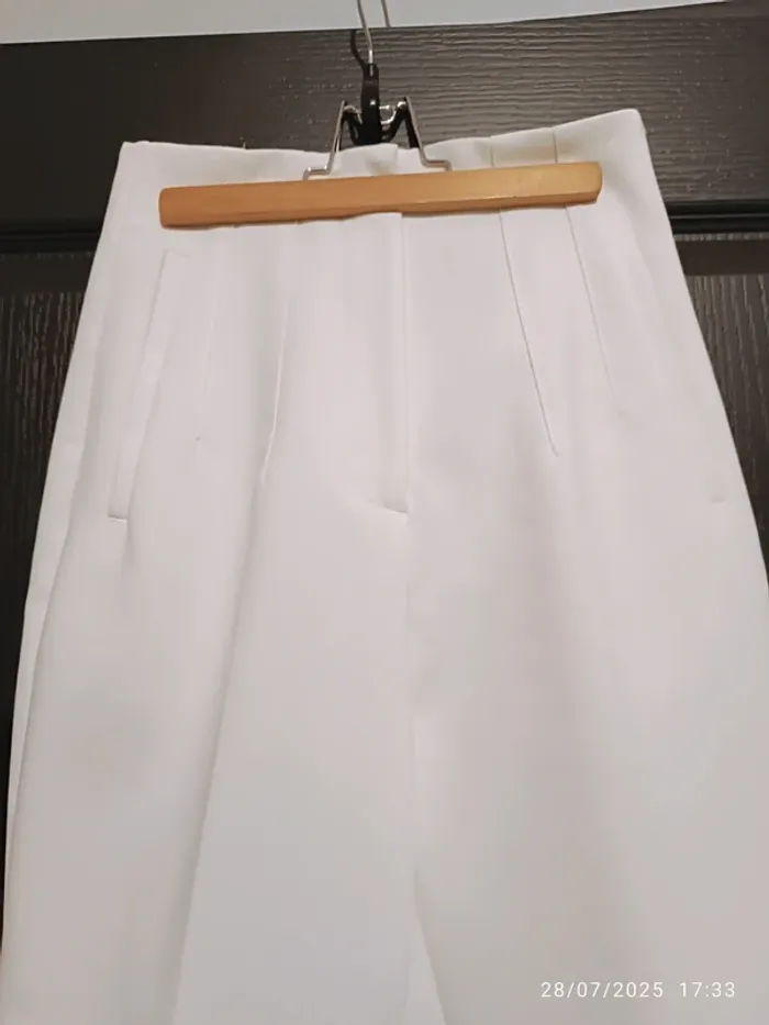 Pantalon iconique taille haute Zara blanc - photo numéro 2