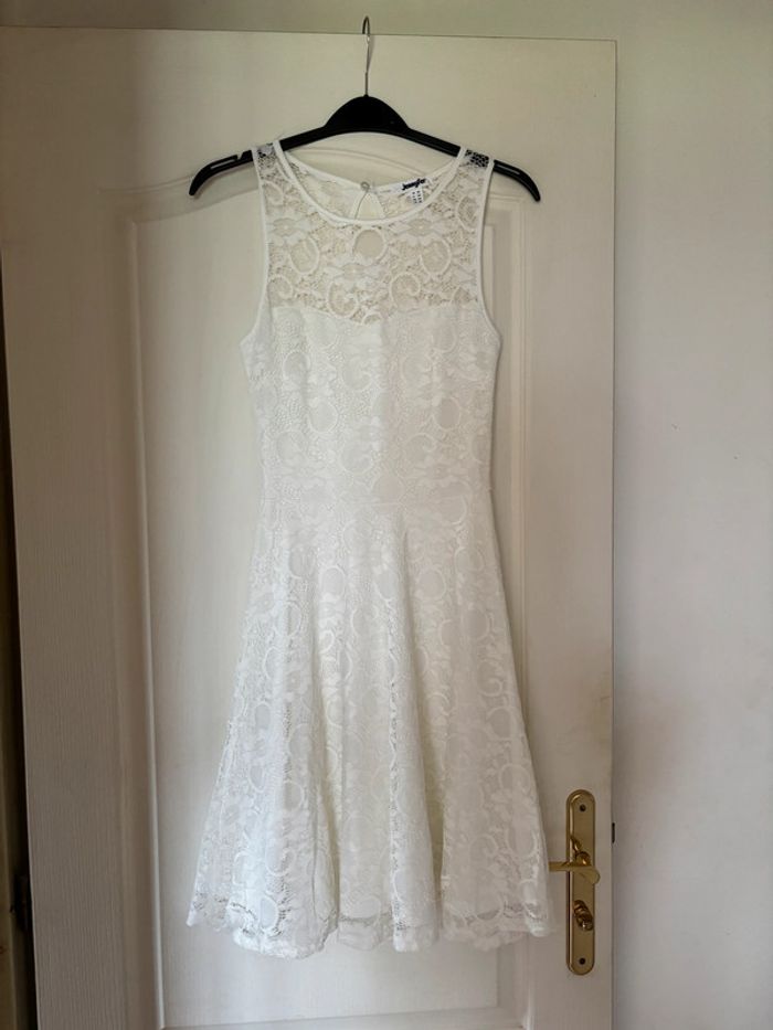 Robe blanche • Jennyfer • Taille XS - photo numéro 2