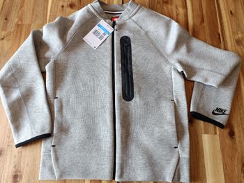 Gilet enfant Nike taille 10-12 ans