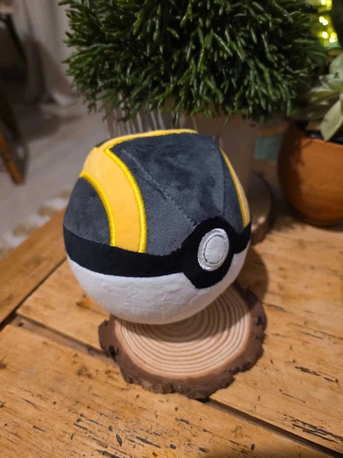 🎱 Peluche Hyperball Pokémon Standard – 12 cm – Fun & collector – Neuve - photo numéro 4