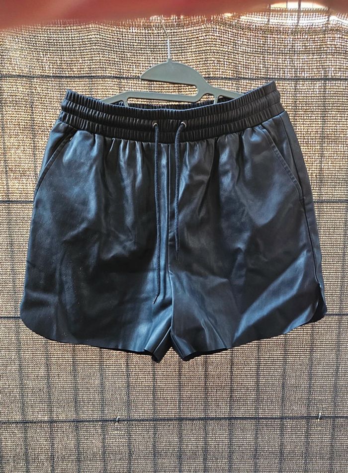 🪷short simili cuir promod