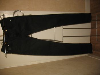 JEAN SLIM NOIR "APRIL 77" - TAILLE 34 - n°01