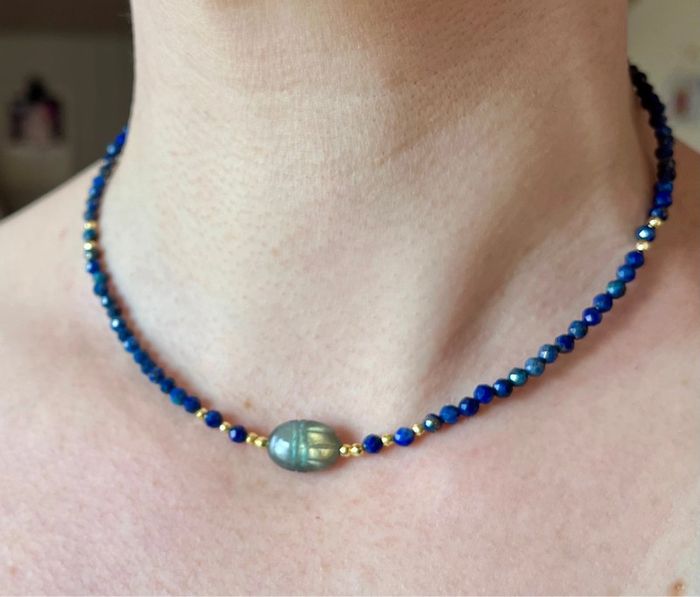 Collier amulette scarabée Labradorite et Lapis-lazuli - photo numéro 9