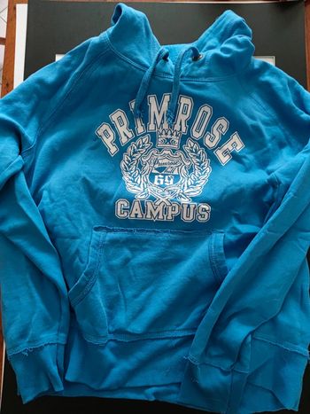 Sweat bleu à capuche Primerose