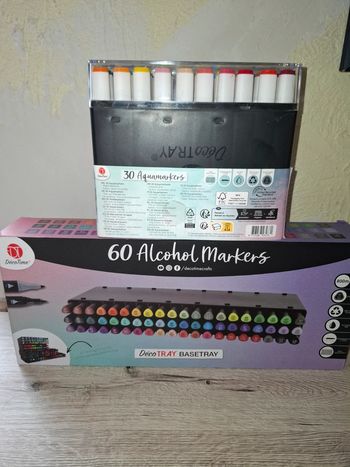 Boîtes marques feutres aquafeutres