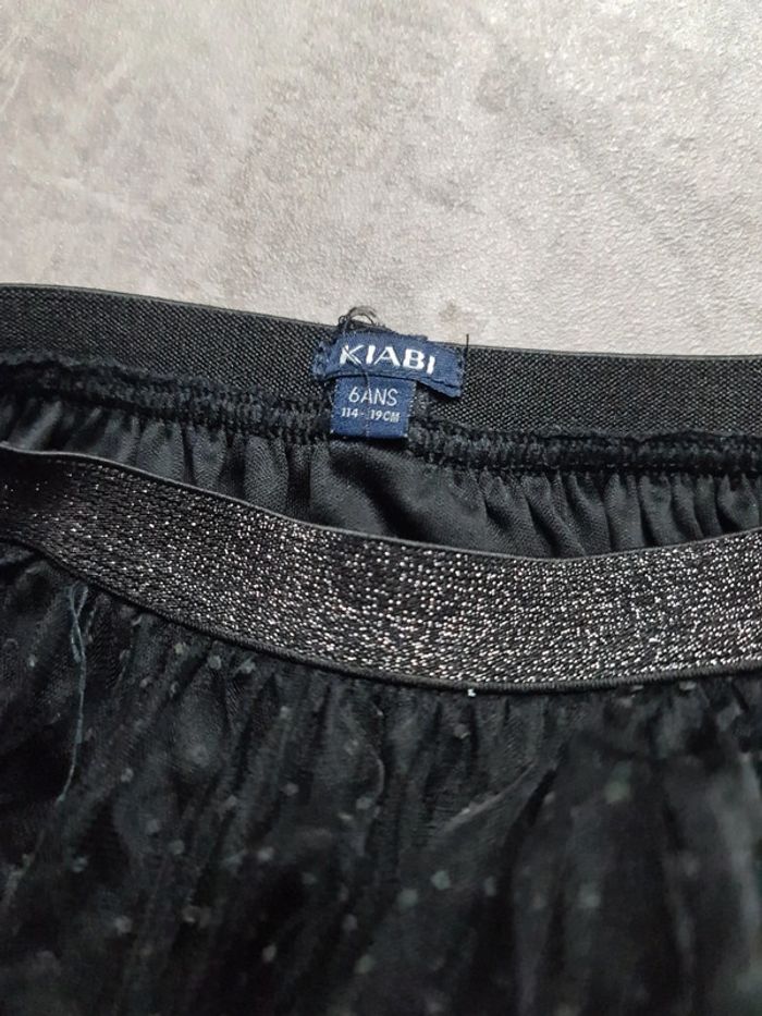 Jupe courte noir à volant tulle fille Taille 6 ans Marque kiabi - photo numéro 3