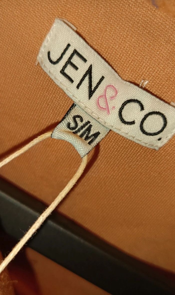 Femme - photo numéro 4