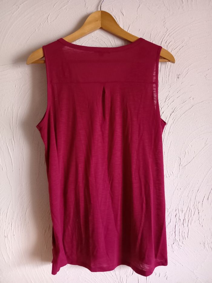 T-shirt sans manches bordeaux - photo numéro 3