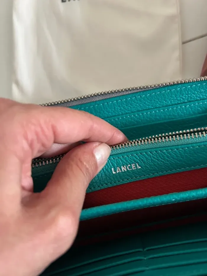 Lancel portefeuille cuir neuf - photo numéro 11