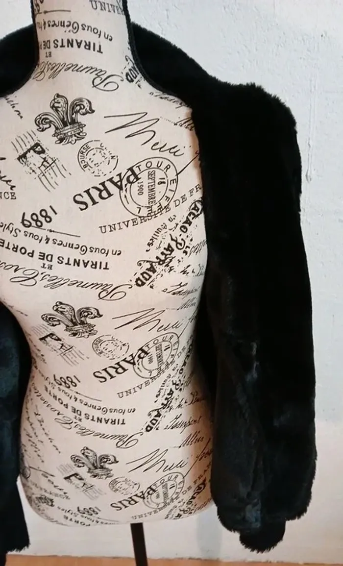 🖤 Veste doublée fausse fourrure – Etam – Taille 40 – Bon état - photo numéro 8