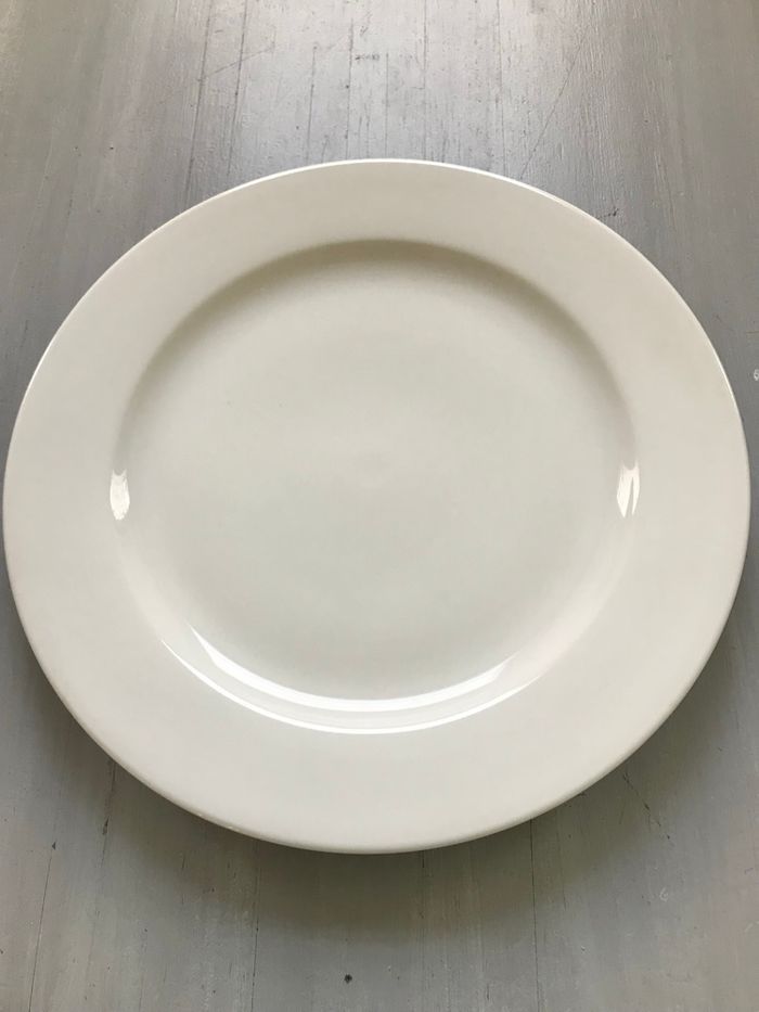 Grandes Assiettes blanches, qualité professionnelle