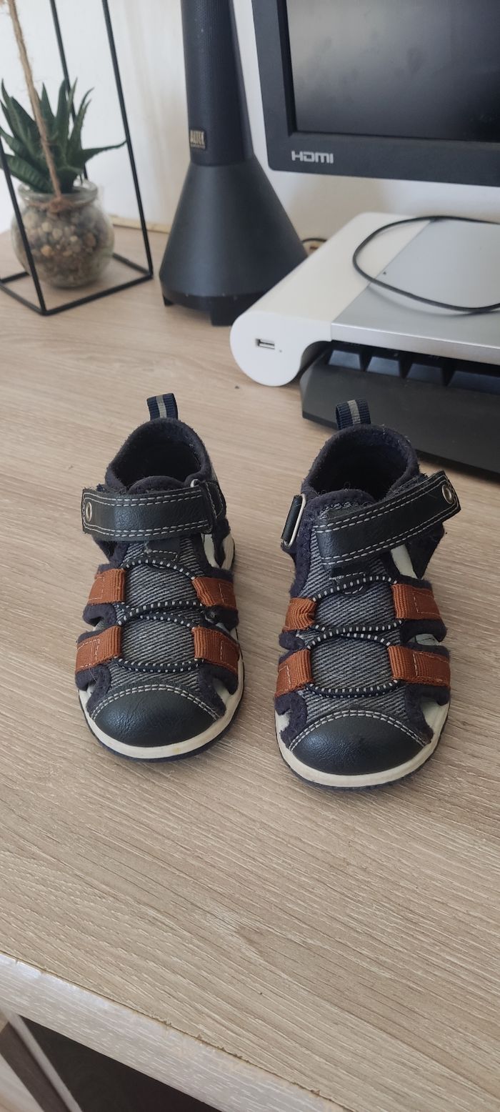 Sandale Gémo taille 20