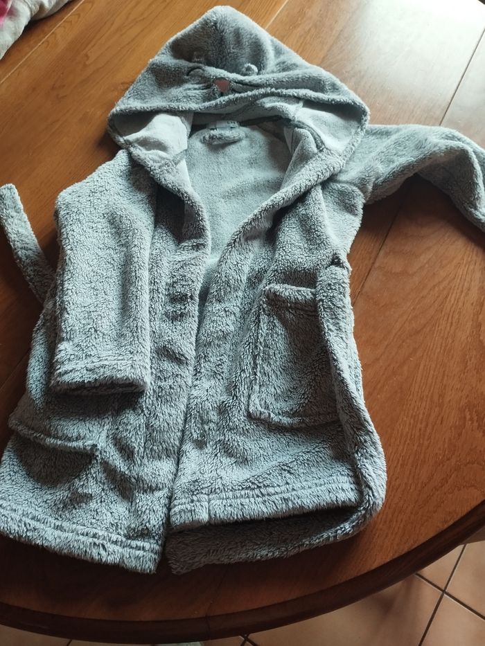 Lot vêtements fille 4 ans - photo numéro 10