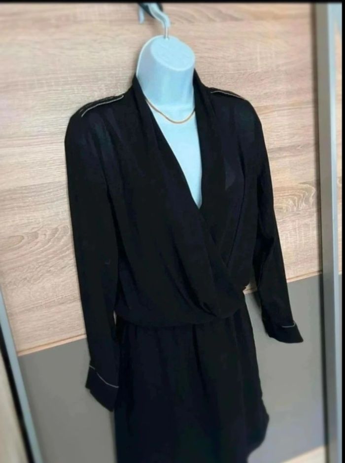 Robe noir
