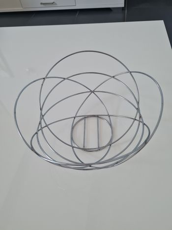 Corbeille métal argenté