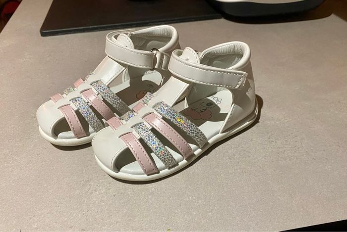 Chaussures ouverte - photo numéro 3